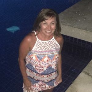 Meet your Posher, Carrie